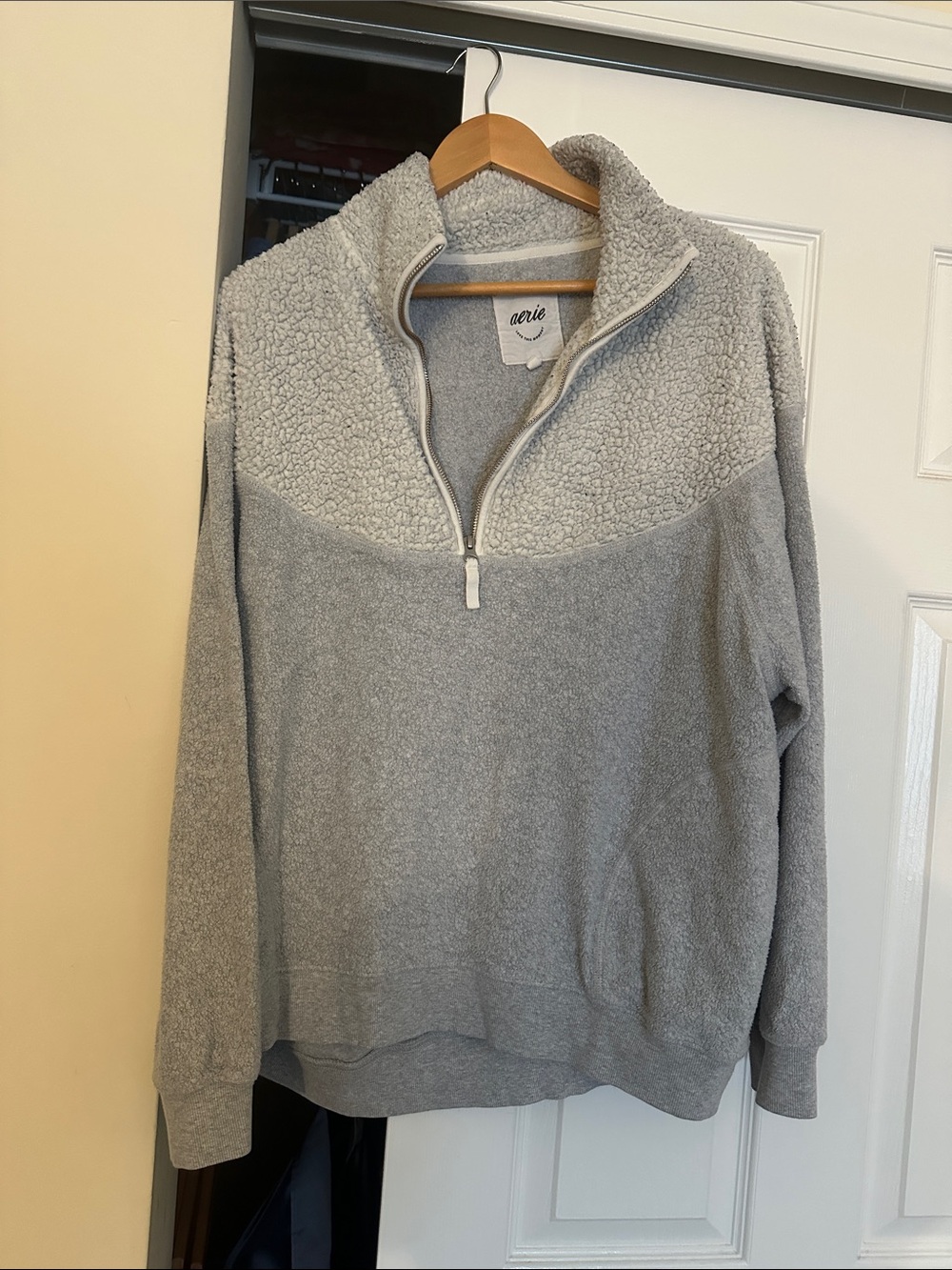 Aerie Hometown holiday Heather Gray Sherpa Half-Zip Pullover